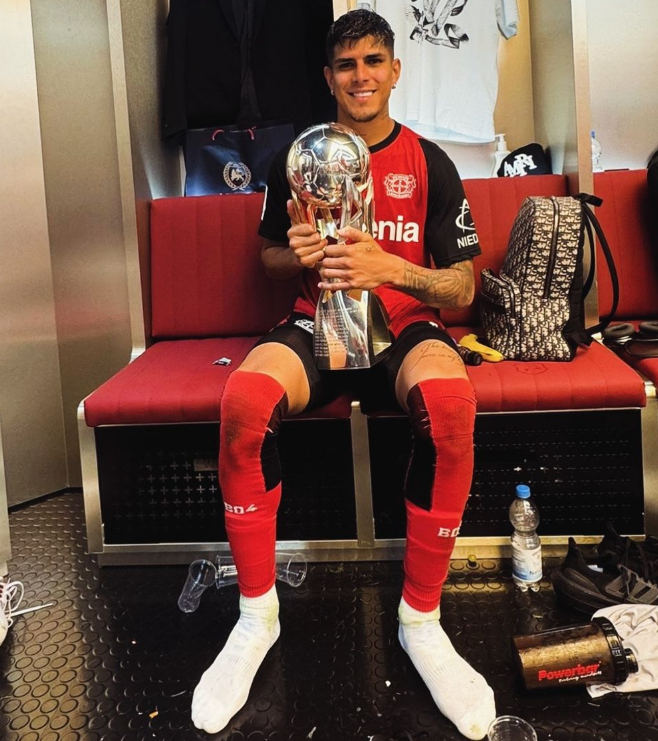 勒沃库森整体表现稳定,针对下场比赛加强训练的简单介绍 勒沃库森整体表现稳定,针对下场比赛加强训练的简单介绍