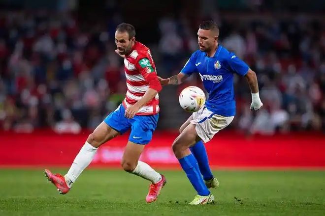 米兰体育官方登录入口-包含赫塔菲队巩固战术，继续保持胜利势头的词条