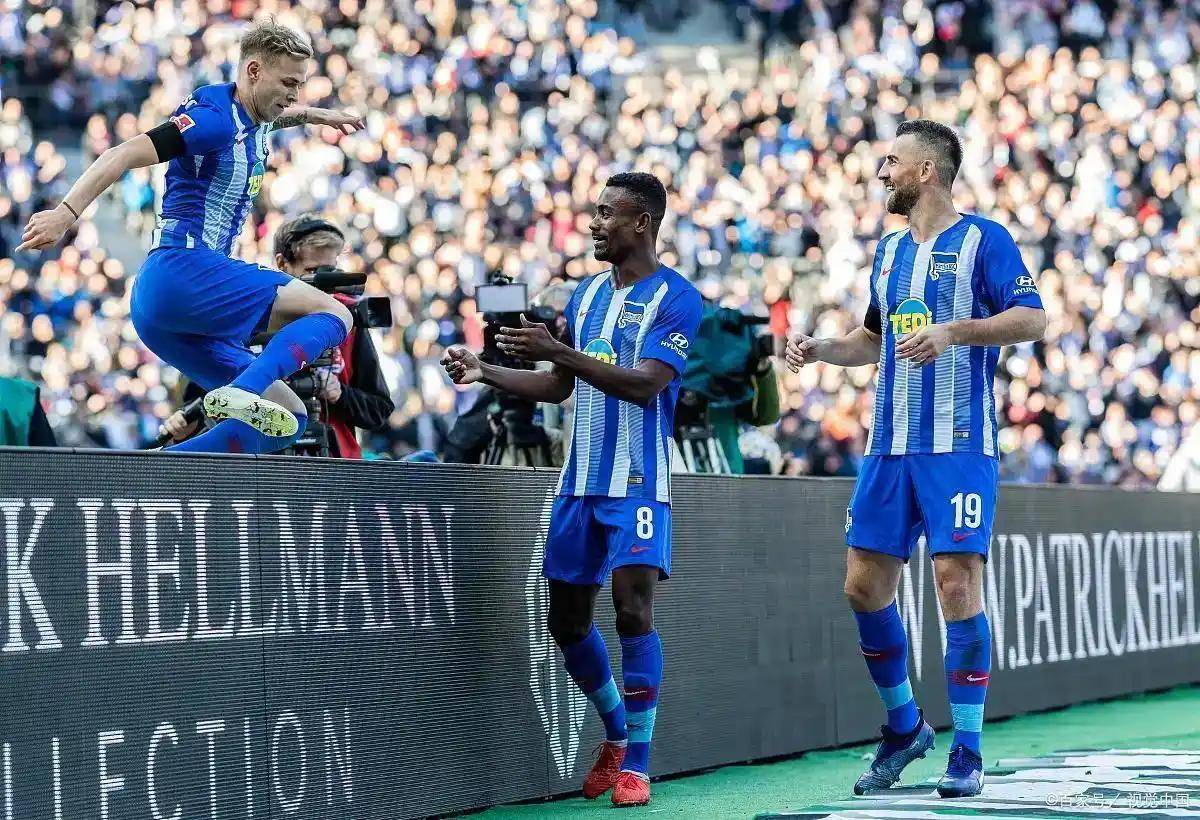 包含紧追强劲对手,莱斯特城主场血拼的词条 包含紧追强劲对手,莱斯特城主场血拼的词条