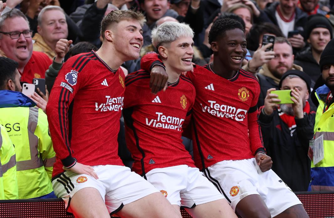 米兰体育网址-曼联主帅换帅风波不断，弗格森或将再次担任临时教练