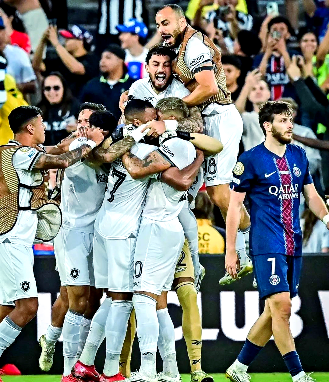 米兰体育网页版登录入口-南美洲足球豪门携手参加友谊赛