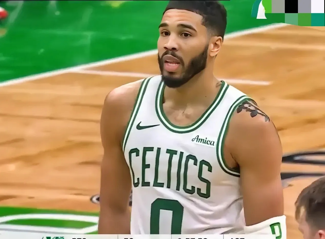 包含凯尔特人轻取骑士,杰森-塔图姆砍下生涯新高的词条 包含凯尔特人轻取骑士,杰森-塔图姆砍下生涯新高的词条