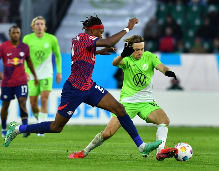 米兰体育官网app-关于沃尔夫斯堡球员表现抢眼，成为球队新希望！的信息