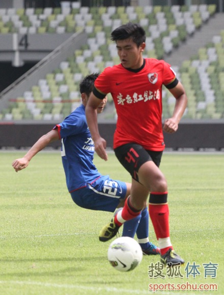 米兰体育活动-重庆力帆主场战平广州恒大，双方握手言和的简单介绍