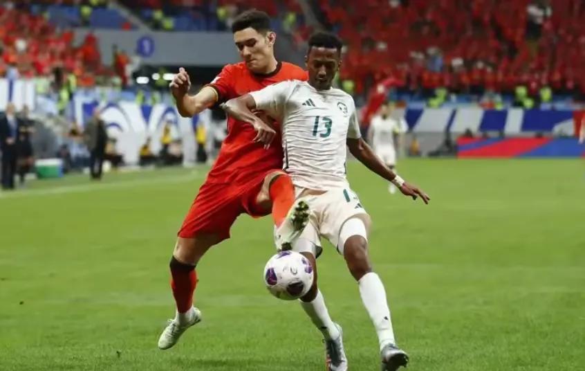 米兰体育官方登录入口-澳大利亚队惊险逆袭取胜