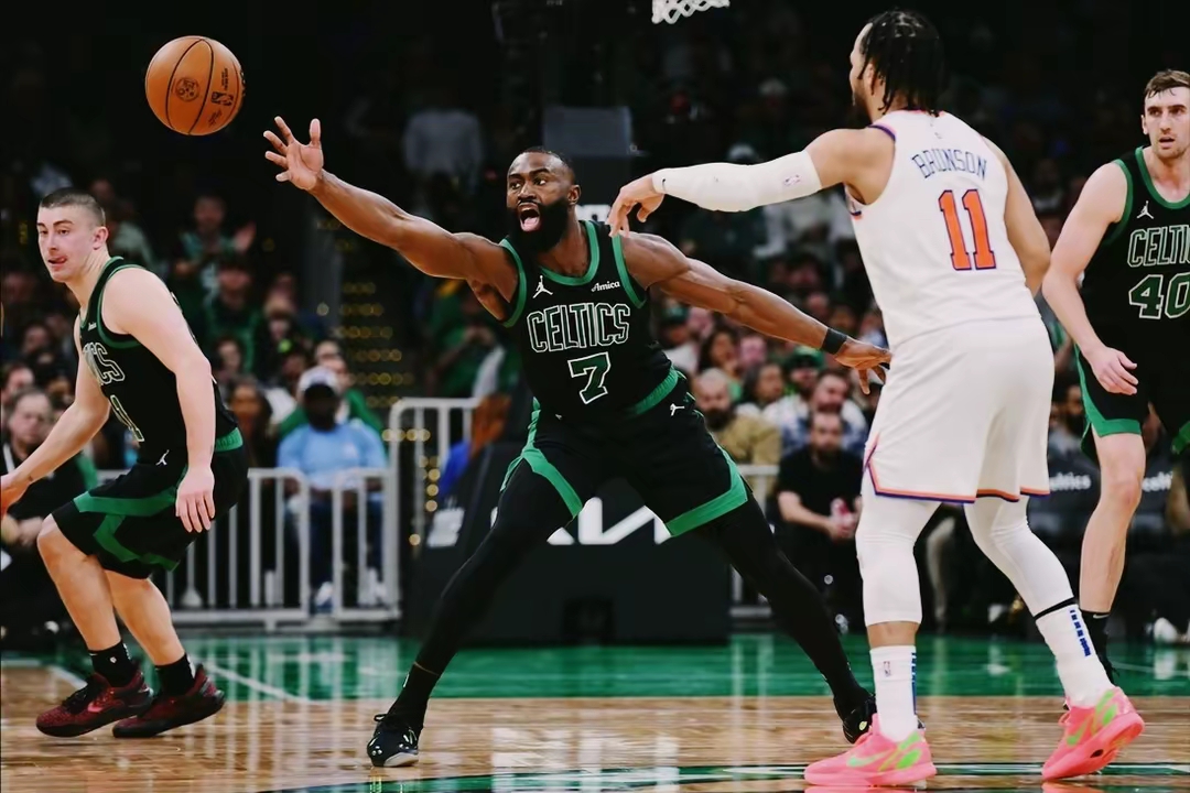 米兰体育培训-湖人逆转凯尔特人，取得三连胜的简单介绍